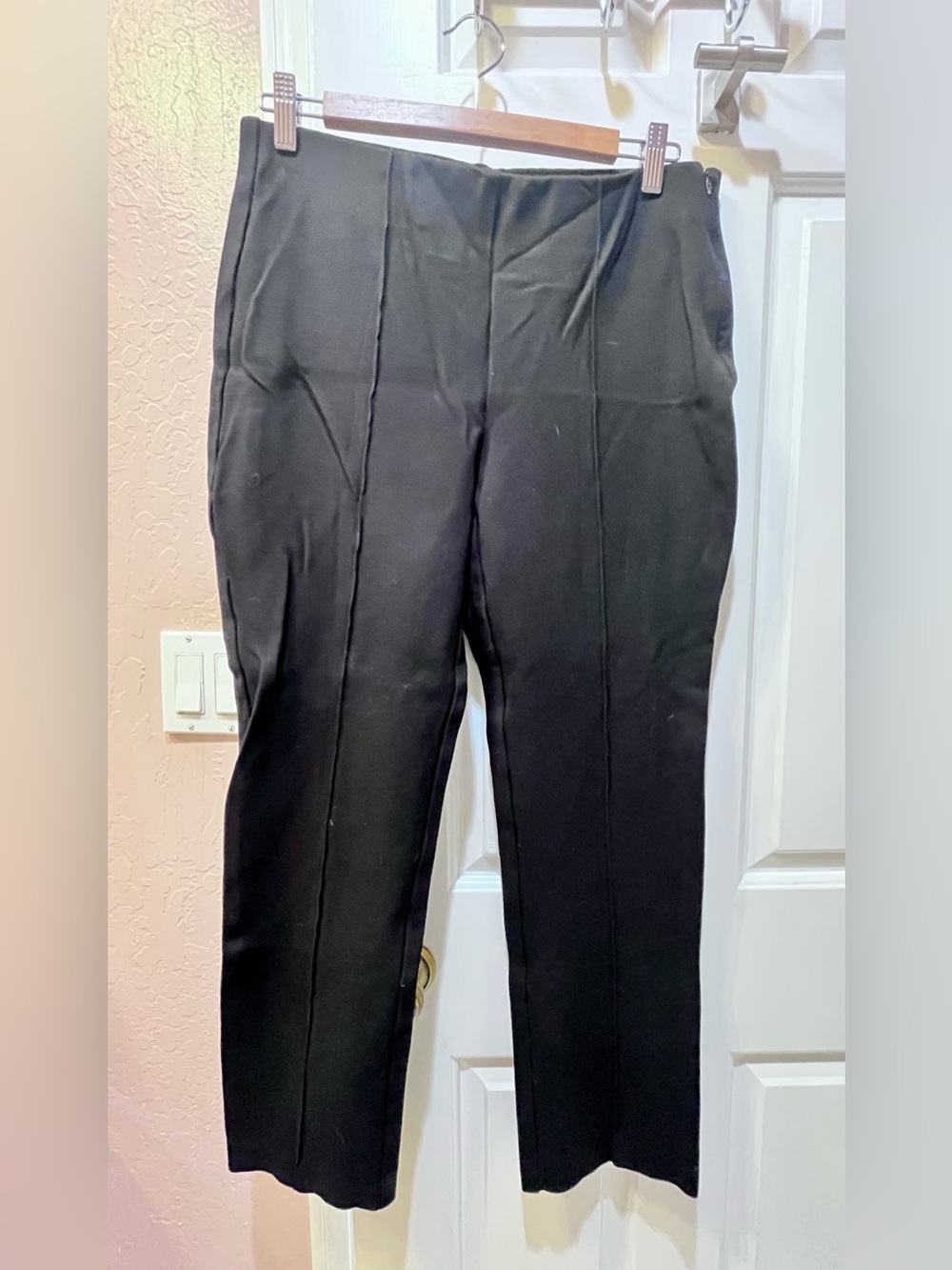 Chicos Lindy Side-Zip Pants Womens 0.5 US 6 Black Ponte Knit Slim Leg